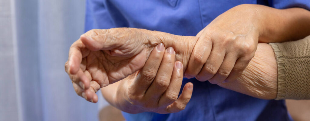 Get Lasting Relief from Joint Pain with Chiropractic Care